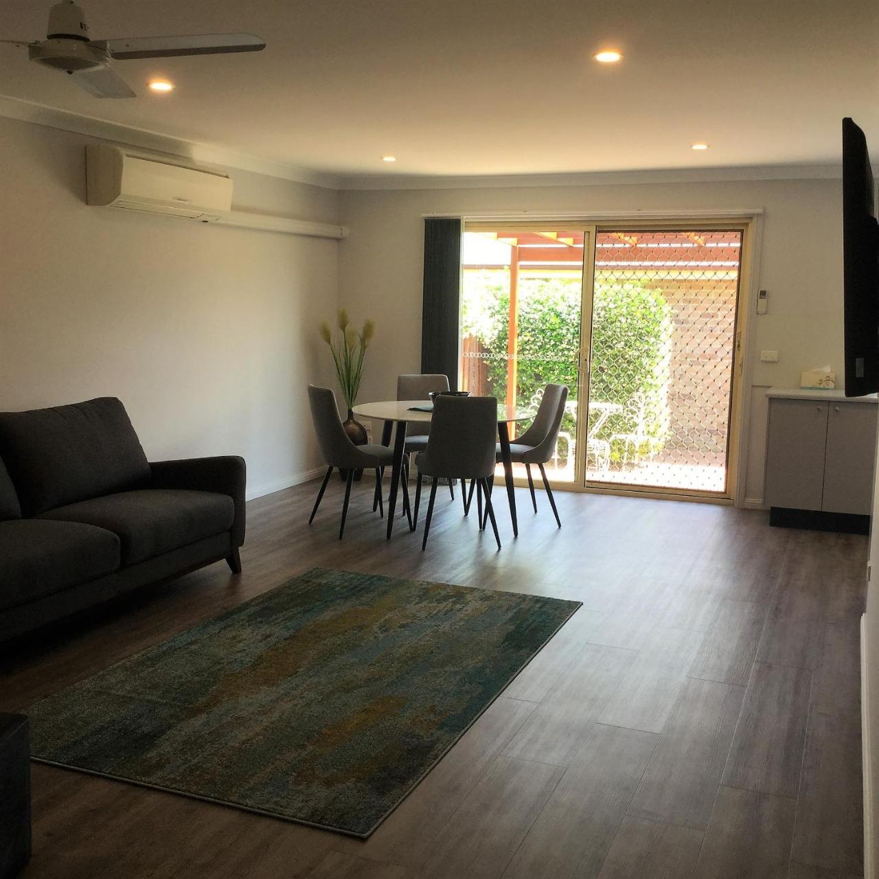 Tic Tac Toe Quality Accommodation Armidale Esterno foto