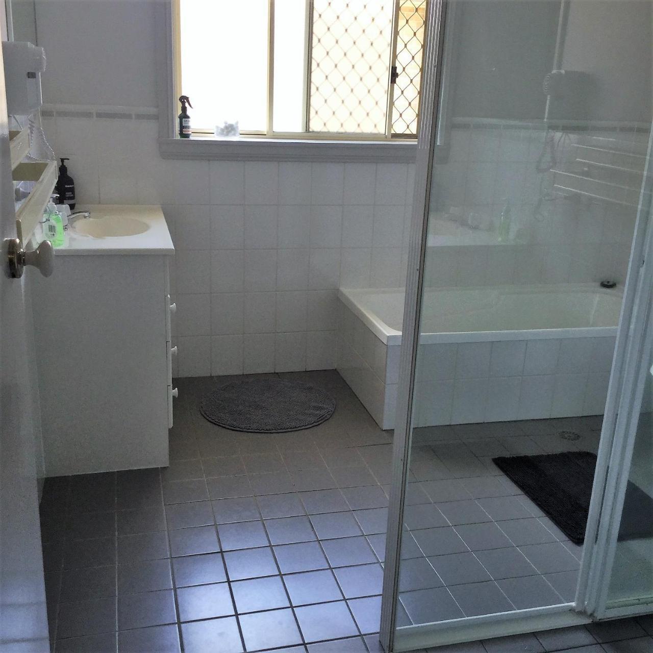 Tic Tac Toe Quality Accommodation Armidale Esterno foto